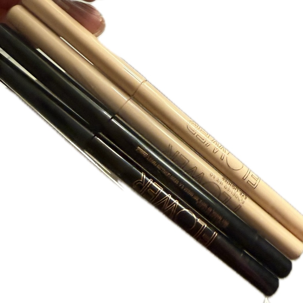 Flower Duo (2) by Drew Barrymore - Eyeliner & Eyelighter Duo Set of 4 Retail:$40